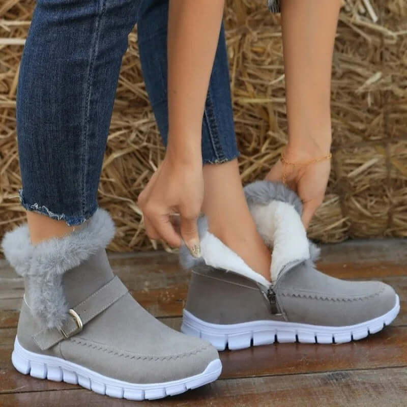 New Snow Boots Winter Warm Thickened Solid Color Plush Ankle Boots With Buckle Design Plus Velvet Flat Shoes