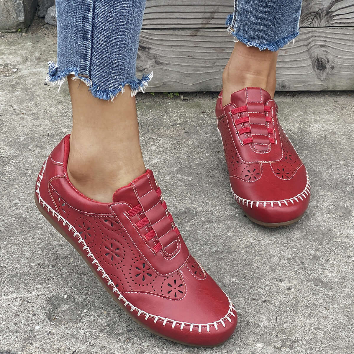 Round Head Hollow Soft Bottom Women's Flat Heeled Casual Shoes