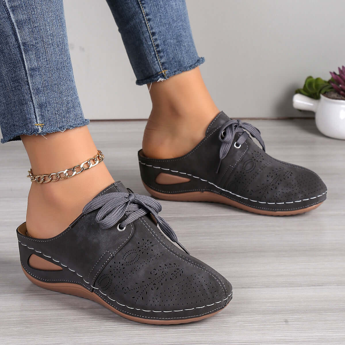 Summer Baotou Lace Up Slippers Outdoor Hollow Out Wedges Slippers For Women Sports Shoes