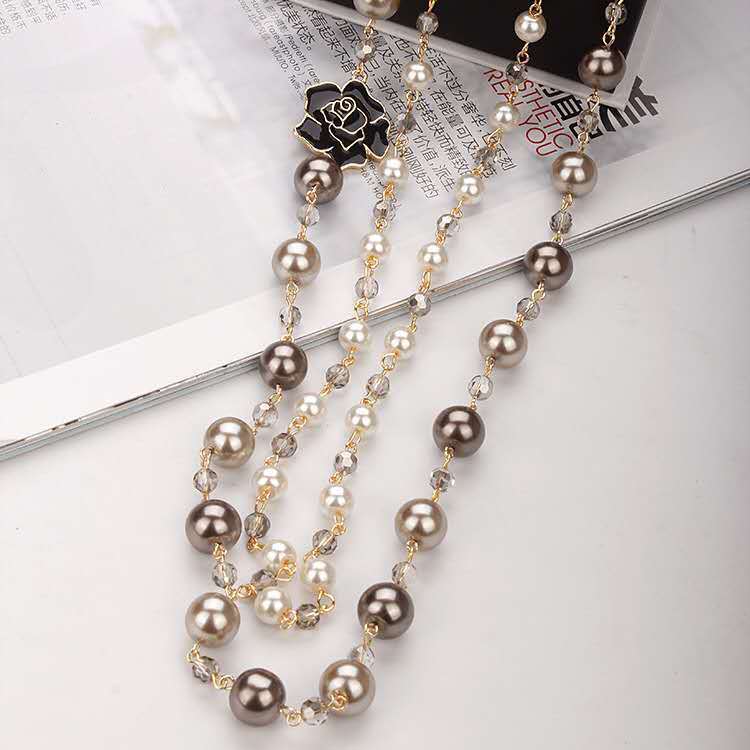 Long ++Fashion Exaggerated Temperamental Big Brand Pearl Pendant Necklace