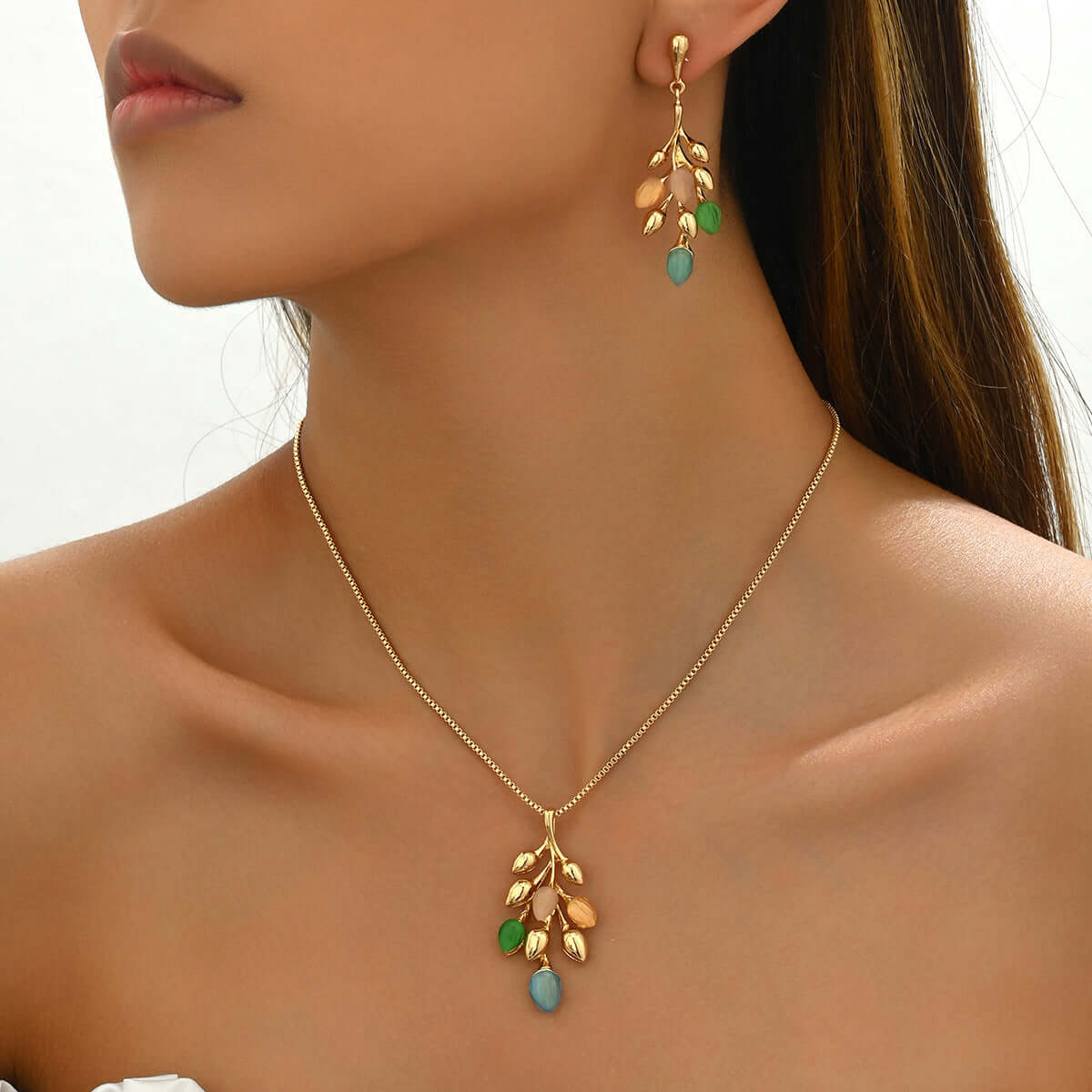 Women's Earrings Necklace Jewelry Suit Wheat