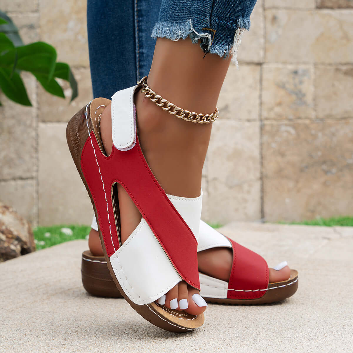 Summer Sandals With Colorblock Cross Strap Design Casual Roman Shoes