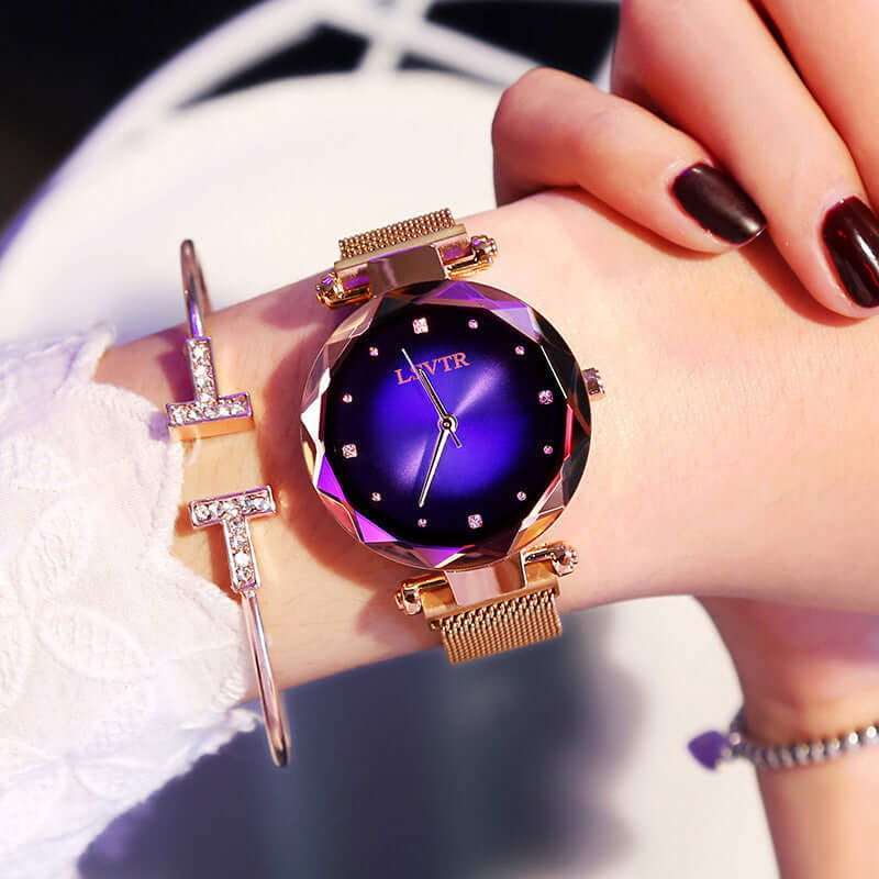 Women's Starry Quartz Lazy Magnet Strap Iron Absorbing Watch