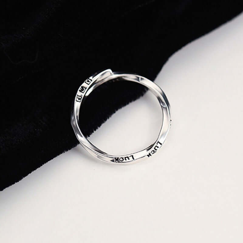 Sterling Silver Female Cold Wind English Twisted Lucky Simple Ring